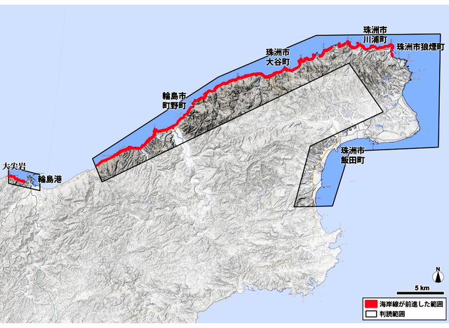 日本地理学会のグループの解析による、海岸線が前進した範囲（赤線）=令和6年能登半島地震変動地形調査グループ提供