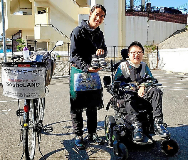 佐原総将さん（左）と安藤心晴さん＝２０２１年５月、北九州市、いずれも佐原さん提供