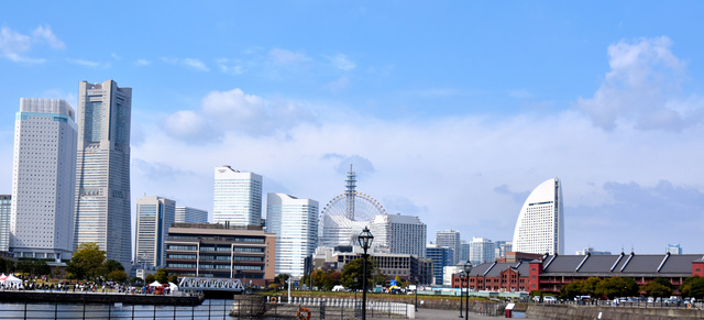 神奈川県内では「横浜」や「みなとみらい」など臨海部の街（駅）が人気だった=2023年11月4日、横浜市中区、小林直子撮影