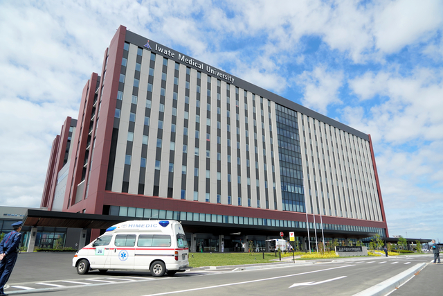 2019年、矢巾町に移転した岩手医科大学付属病院