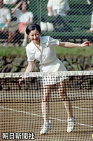 １９８６年８月、軽井沢でテニスを