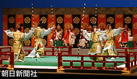 披露された日本の舞楽「狛桙（こまぼこ）」